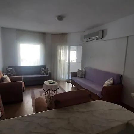 Alanya, Alva Sitesinde, Aile, Cocuga Uygun Nezih Site Icerisinde Daire דירה אלאניה